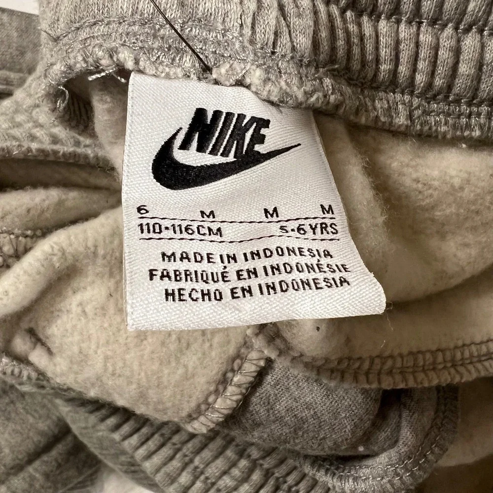 Nike Child Size 6 DK Grey Heather Cargo‎ Jogger Sweatpants 86L092-042 NWT